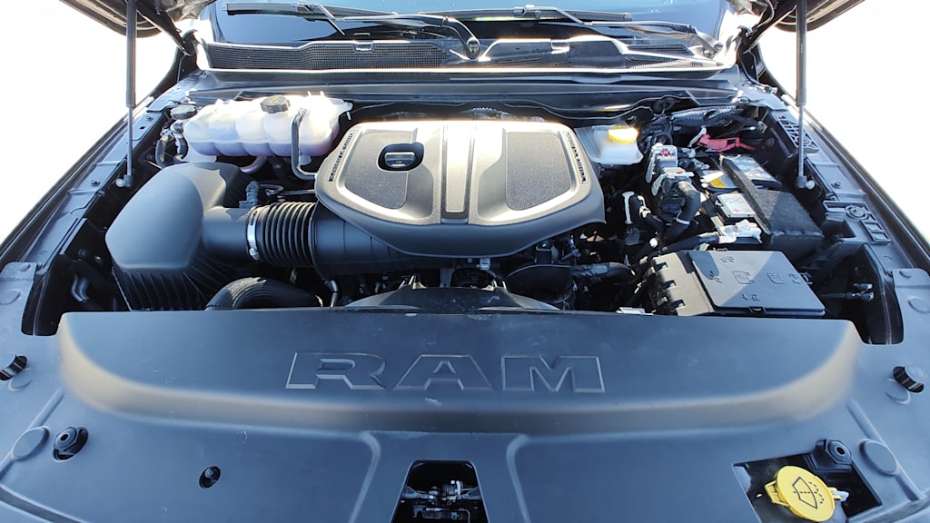 Thumbnail: 2025 RAM 1500 - 9