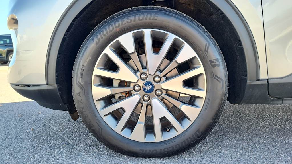 Thumbnail: 2022 Ford Escape - 8