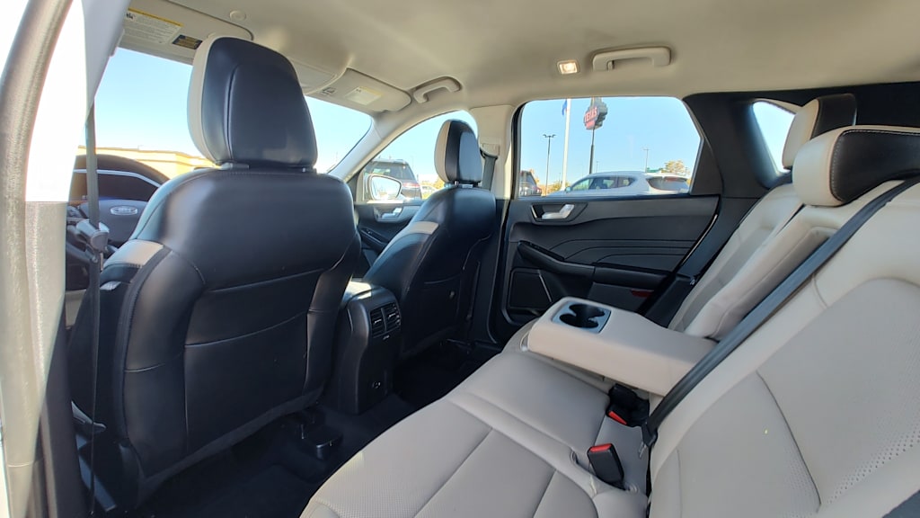 Thumbnail: 2022 Ford Escape - 12