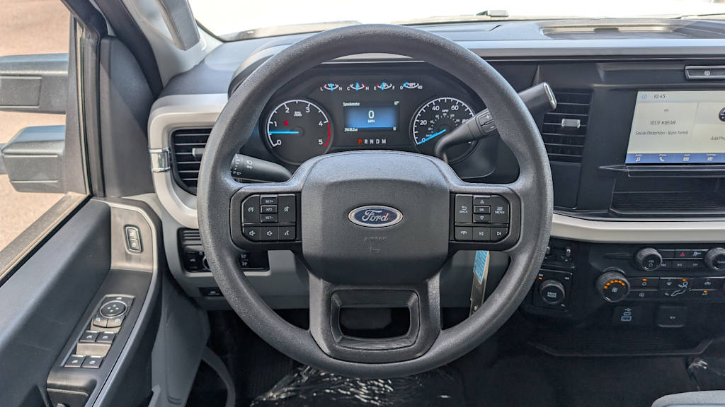 Thumbnail: 2025 Ford F-350 - 14
