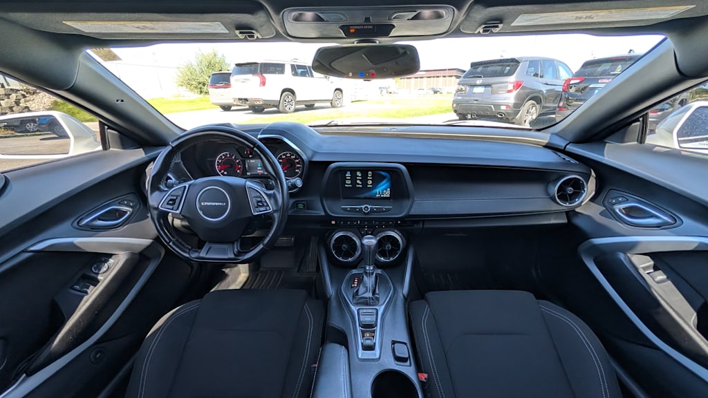 Thumbnail: 2018 Chevrolet Camaro - 10