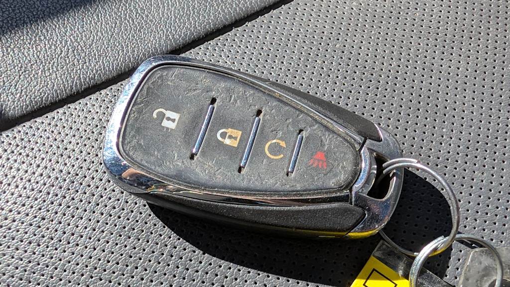 Thumbnail: 2020 Chevrolet Bolt EV - 11