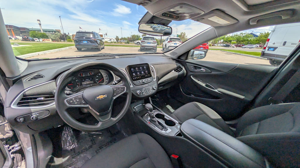 Thumbnail: 2024 Chevrolet Malibu - 2