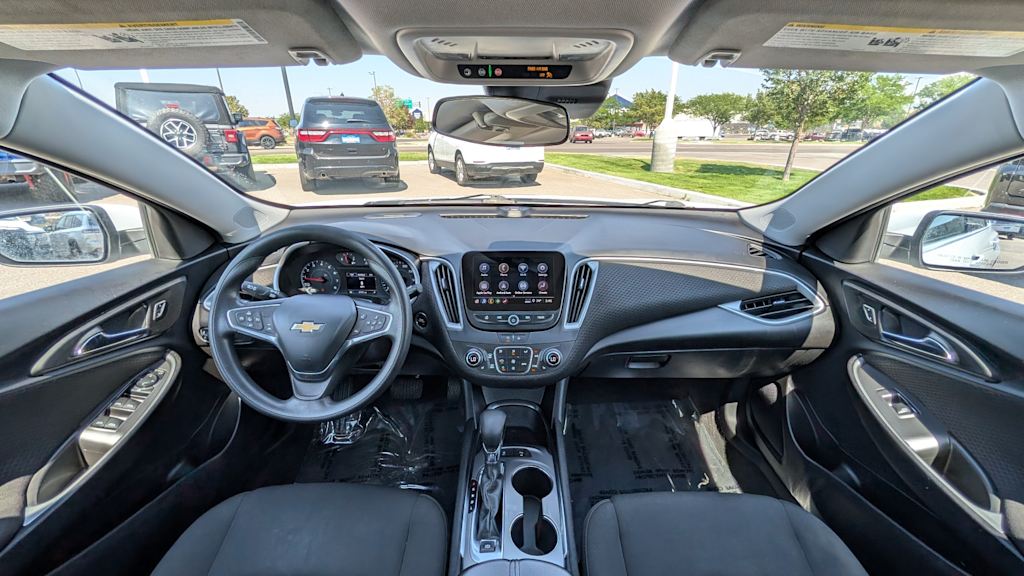Thumbnail: 2024 Chevrolet Malibu - 10