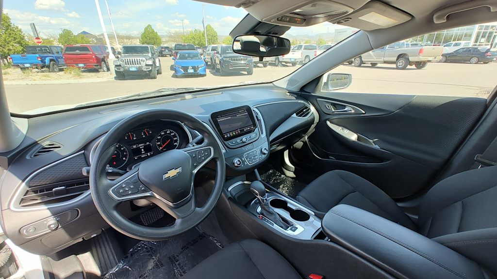 Thumbnail: 2024 Chevrolet Malibu - 2