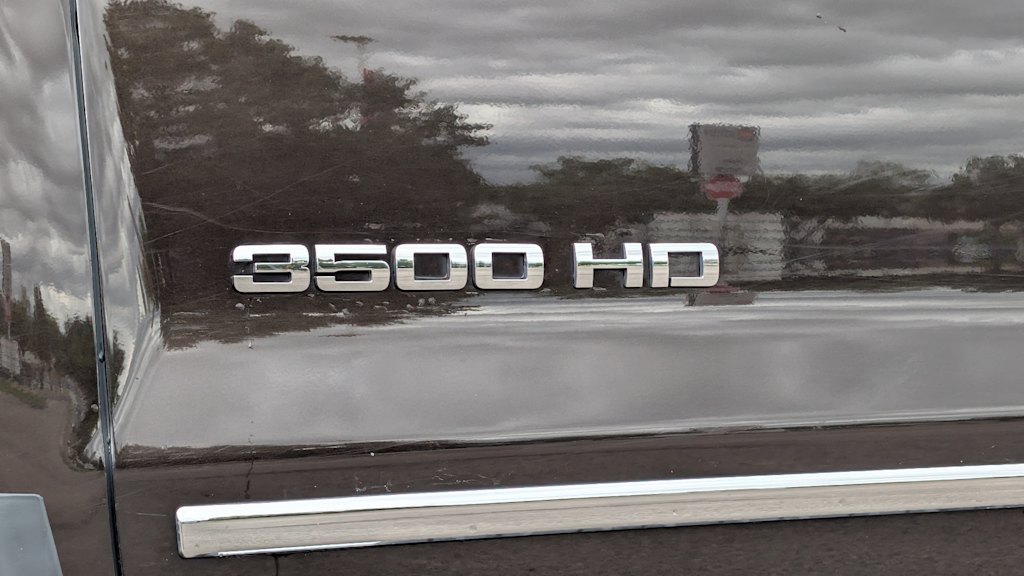 Thumbnail: 2018 Chevrolet Silverado 3500 - 24