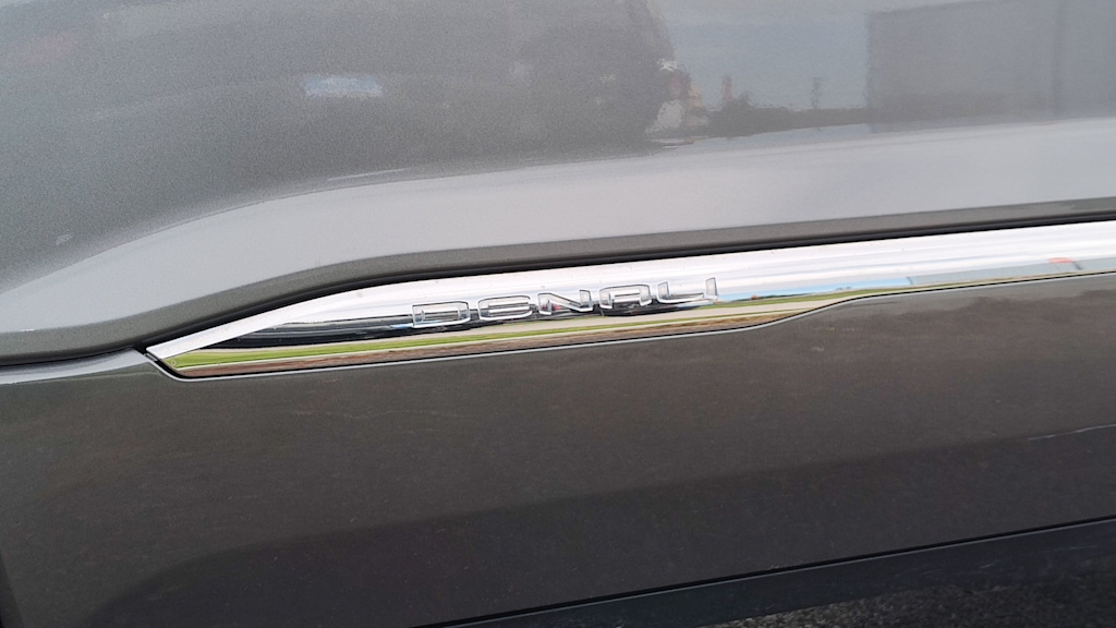 Thumbnail: 2021 GMC Acadia - 27