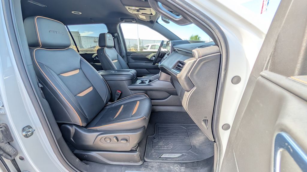 Thumbnail: 2024 GMC Yukon XL - 21