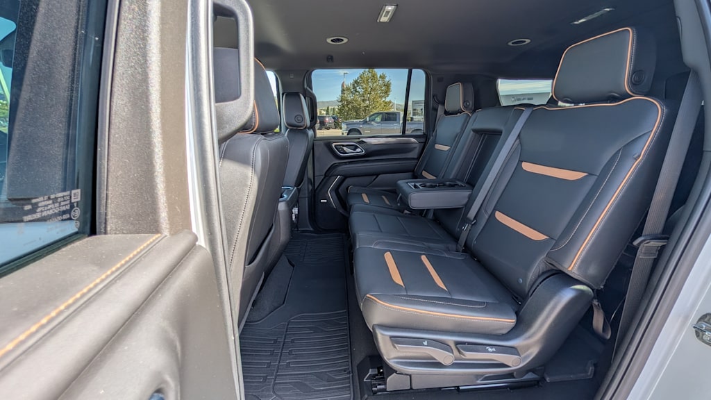Thumbnail: 2024 GMC Yukon XL - 20