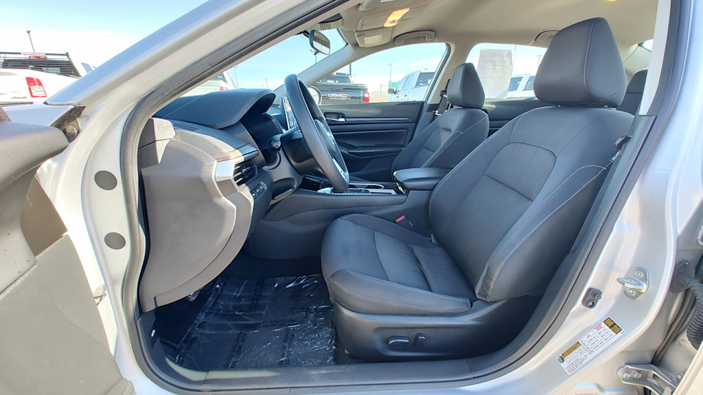 Thumbnail: 2024 Nissan Altima - 11