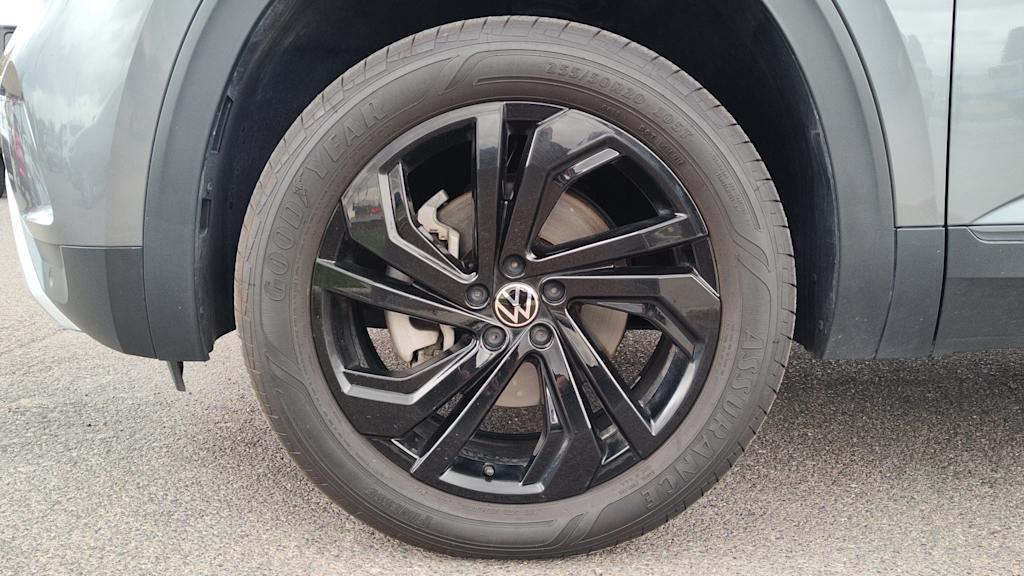 Thumbnail: 2023 Volkswagen Atlas - 8