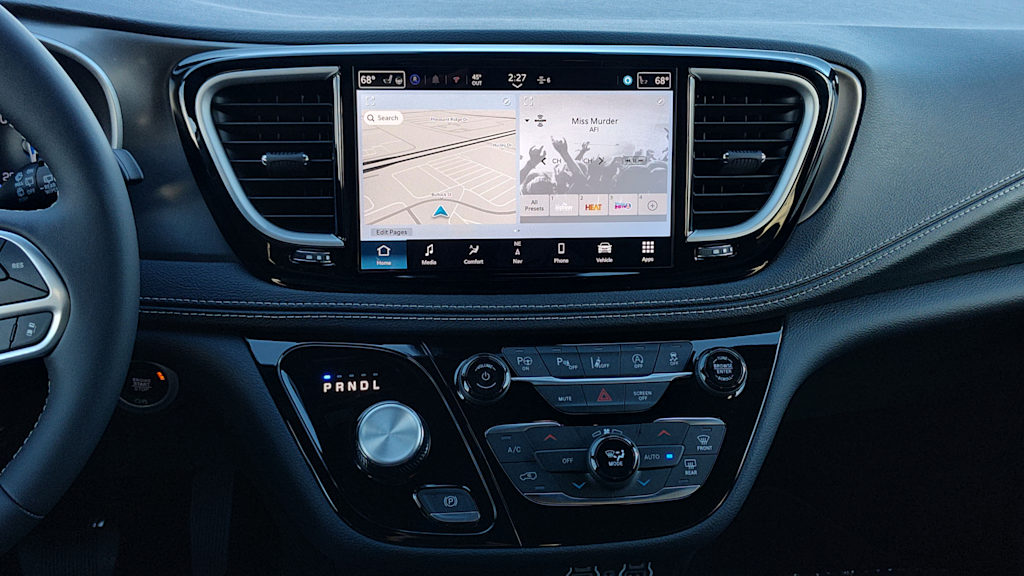 Thumbnail: 2025 Chrysler Pacifica - 15