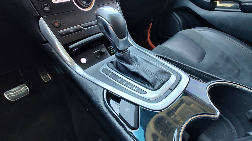 Thumbnail: 2016 Ford Edge - 15