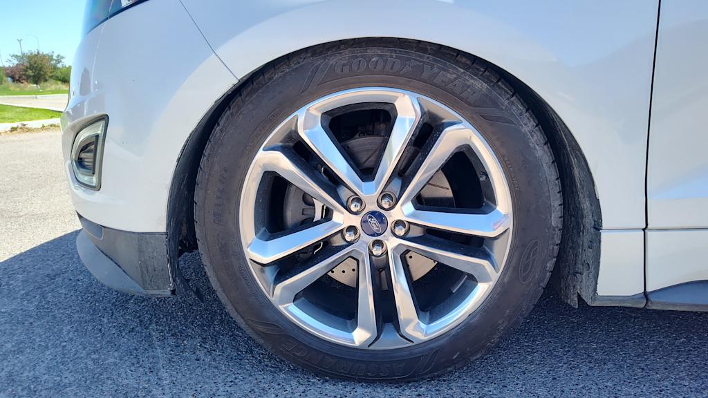 Thumbnail: 2016 Ford Edge - 8