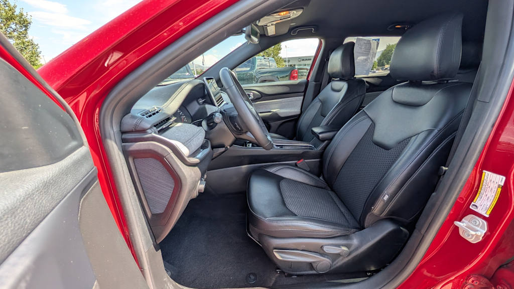 Thumbnail: 2024 Jeep Compass - 11