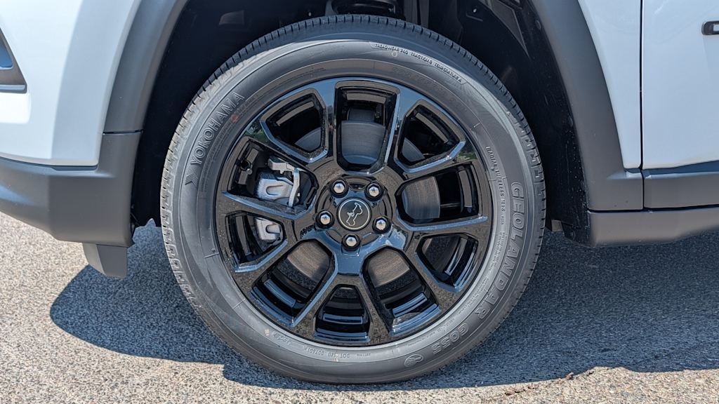 Thumbnail: 2026 Jeep Compass - 8