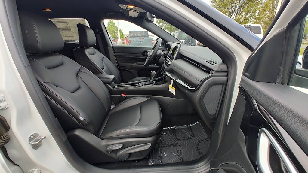 Thumbnail: 2026 Jeep Compass - 12
