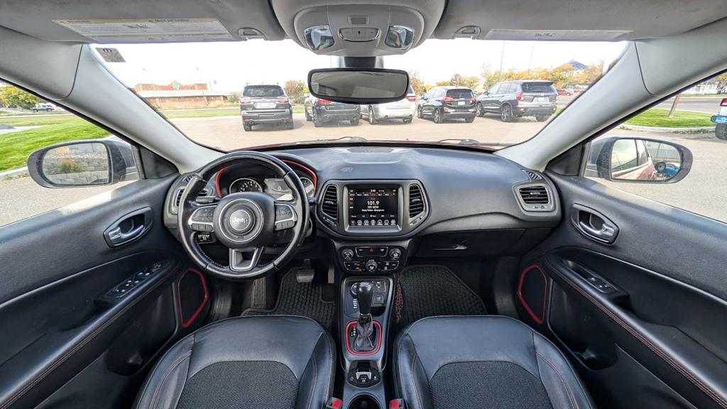 Thumbnail: 2020 Jeep Compass - 10