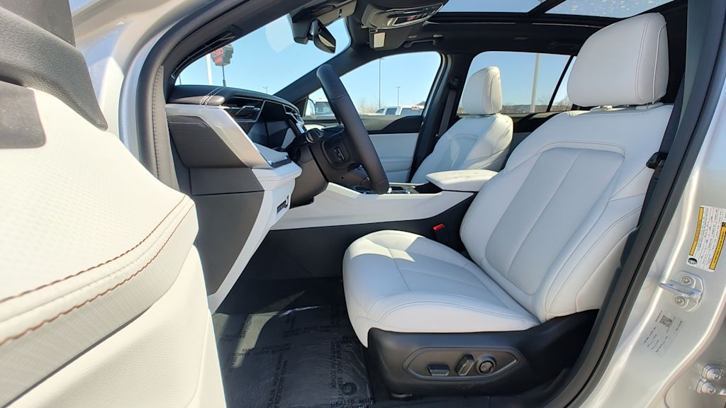 Thumbnail: 2026 Jeep Cherokee - 11