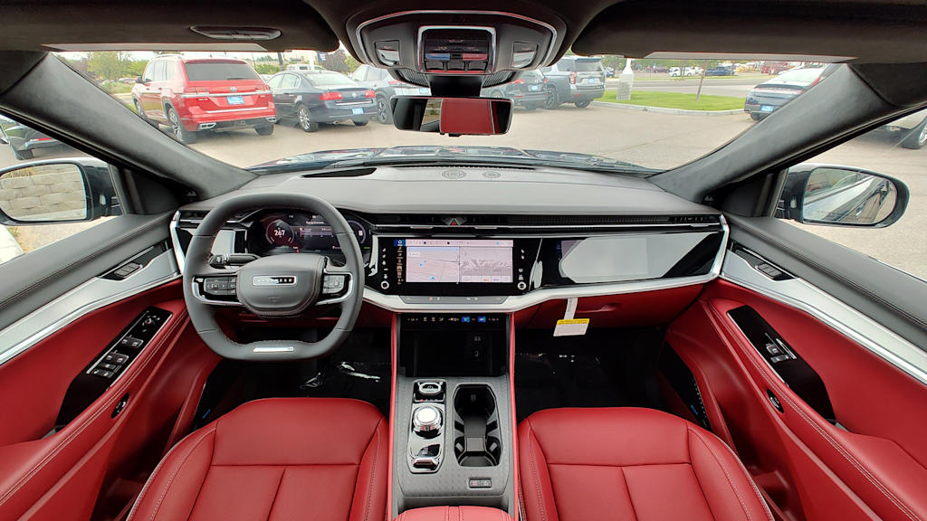 Thumbnail: 2025 Jeep Wagoneer S - 2