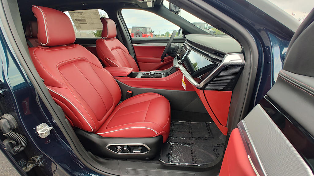 Thumbnail: 2025 Jeep Wagoneer S - 11