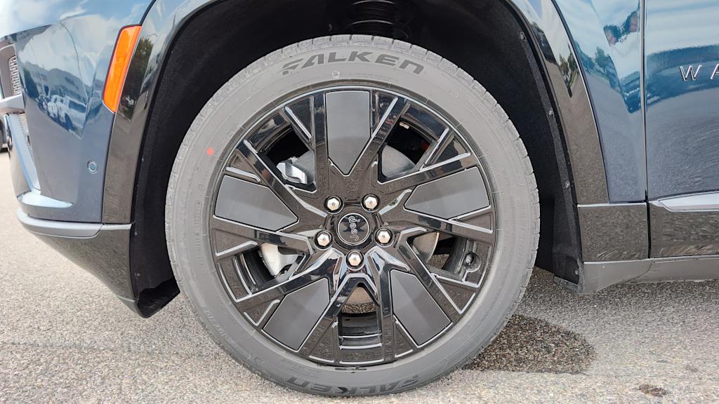 Thumbnail: 2025 Jeep Wagoneer S - 8