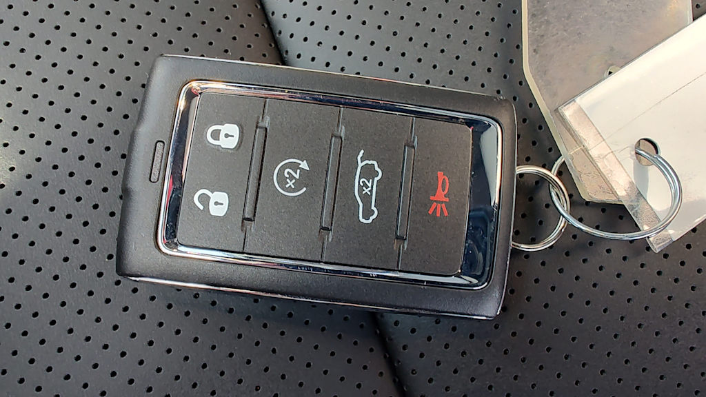 Thumbnail: 2025 Jeep Wagoneer S - 18