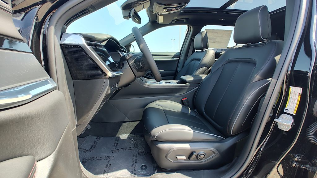 Thumbnail: 2025 Jeep Wagoneer S - 11