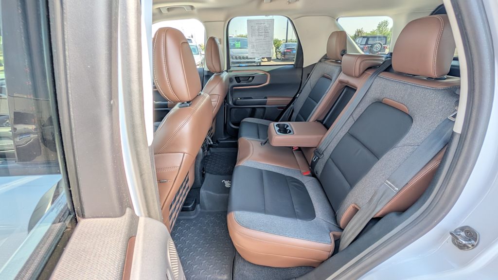 Thumbnail: 2021 Ford Bronco Sport - 21