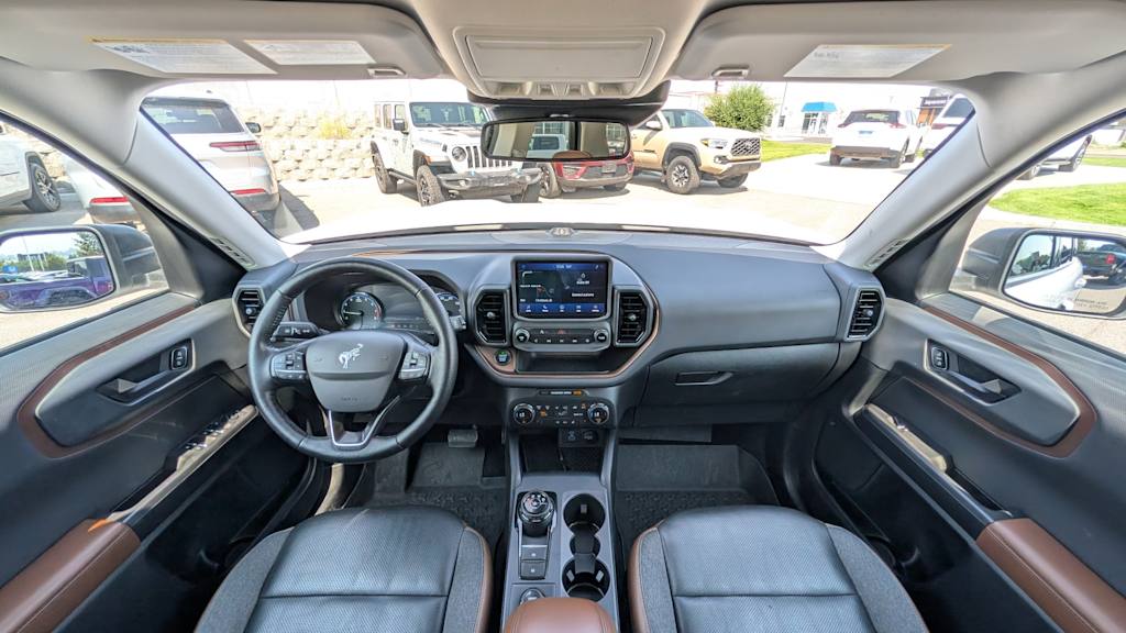 Thumbnail: 2021 Ford Bronco Sport - 10