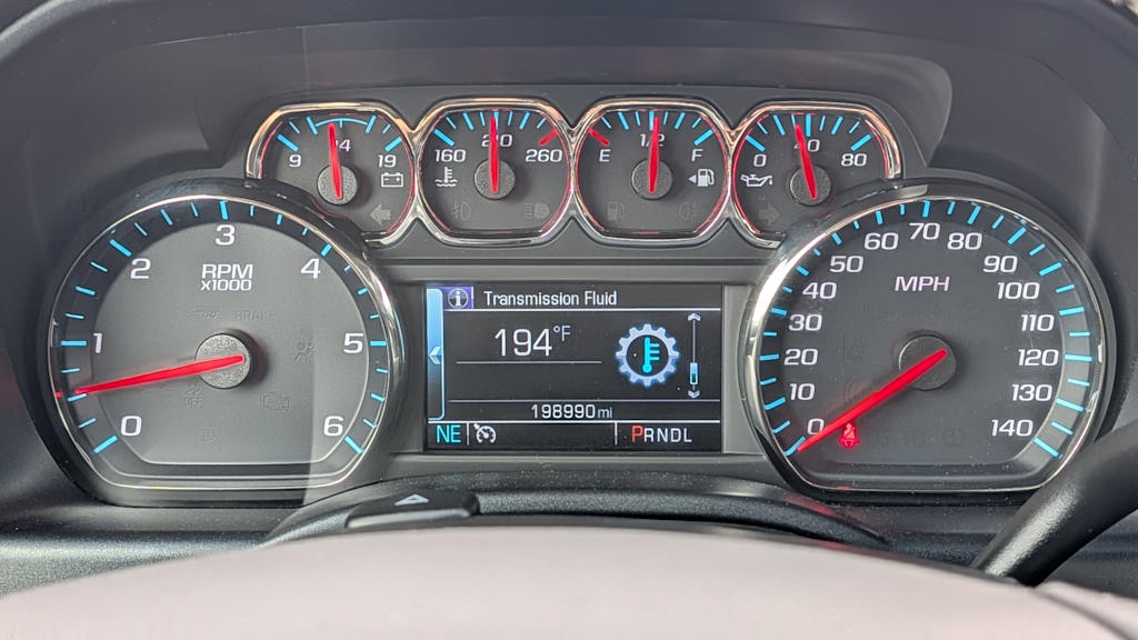 Thumbnail: 2018 Chevrolet Silverado 1500 - 16