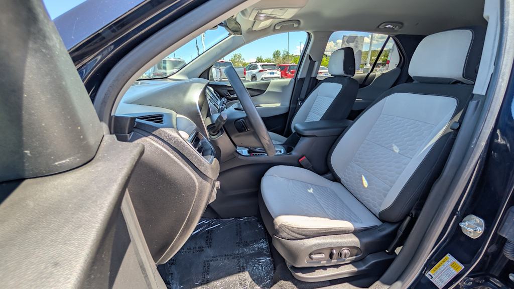 Thumbnail: 2021 Chevrolet Equinox - 11