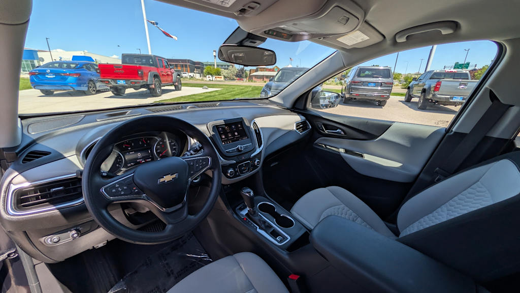 Thumbnail: 2021 Chevrolet Equinox - 2