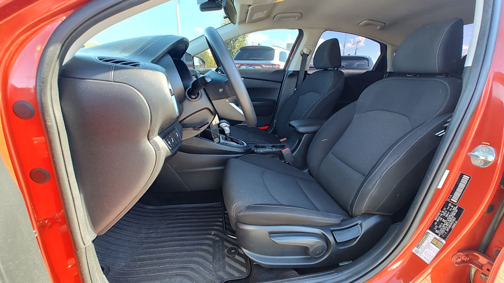 Thumbnail: 2023 Kia Forte - 11