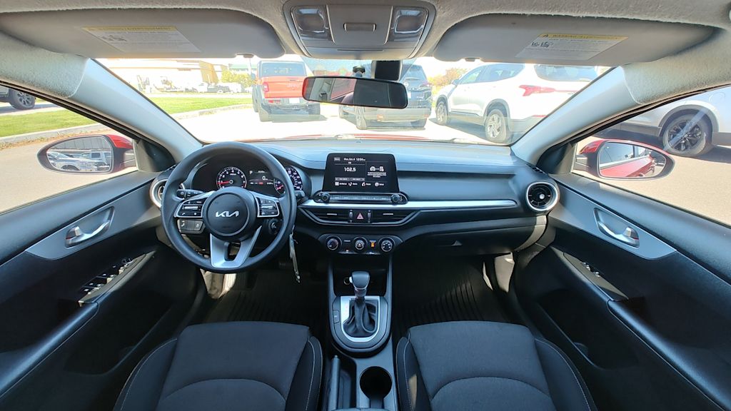 Thumbnail: 2023 Kia Forte - 10