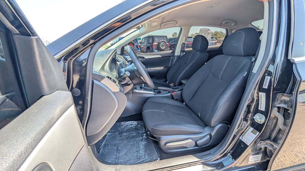Thumbnail: 2017 Nissan Sentra - 19