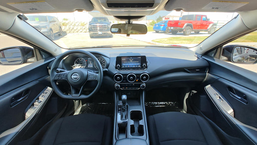 Thumbnail: 2024 Nissan Sentra - 10