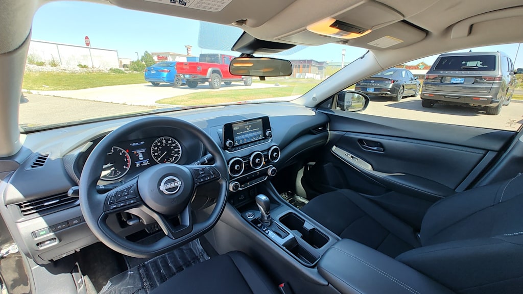 Thumbnail: 2024 Nissan Sentra - 2