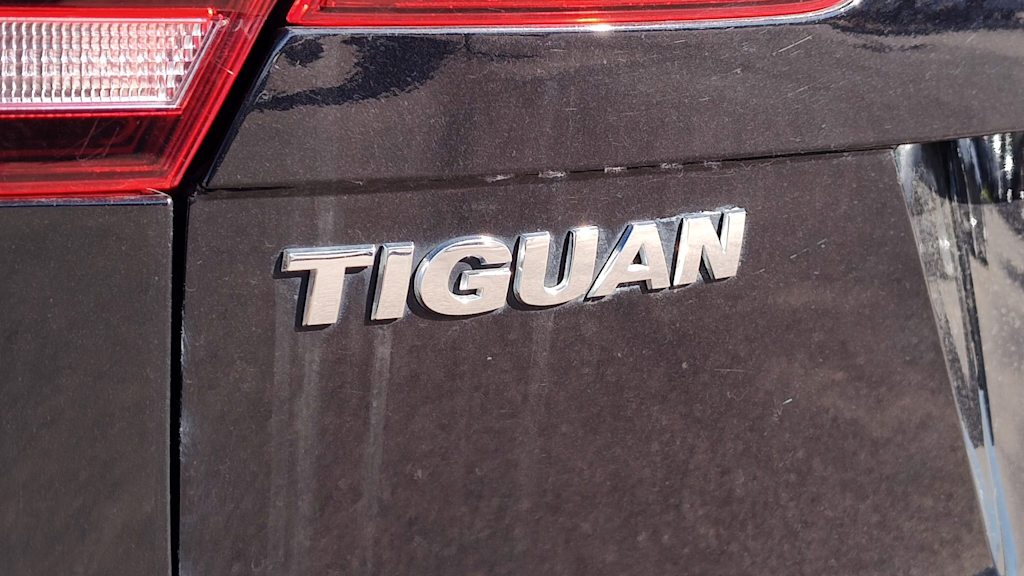 Thumbnail: 2018 Volkswagen Tiguan - 7