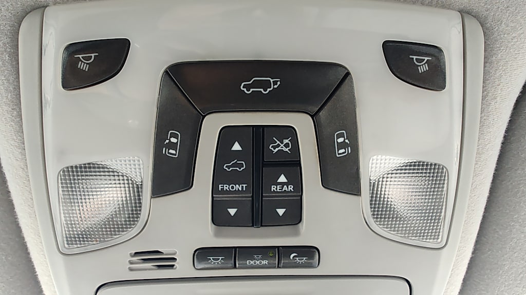 2014 Toyota Sienna Limited 18