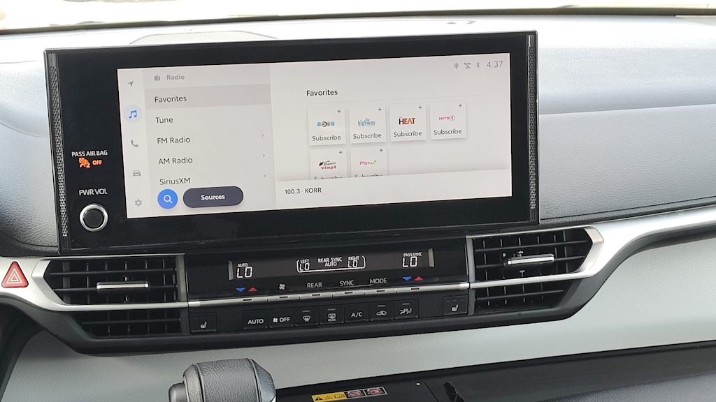 Thumbnail: 2025 Toyota Sienna - 15