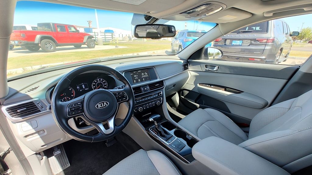 Thumbnail: 2018 Kia Optima - 2