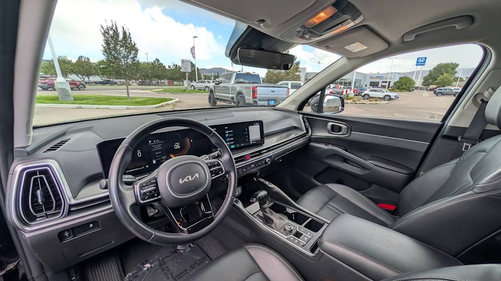 Thumbnail: 2024 Kia Sorento - 2