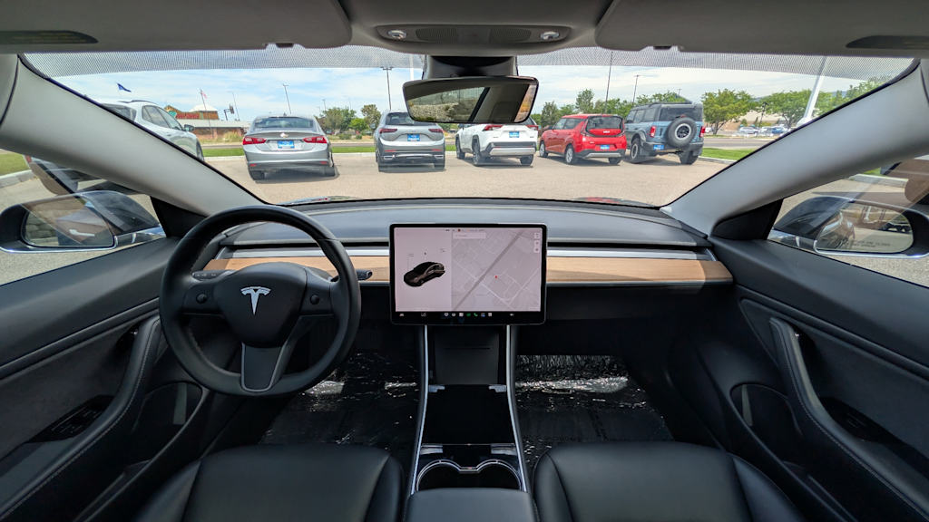 Thumbnail: 2018 Tesla Model 3 - 9