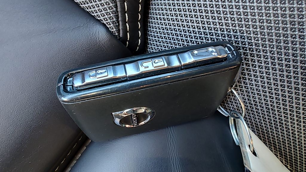 Thumbnail: 2022 Volvo S60 - 21