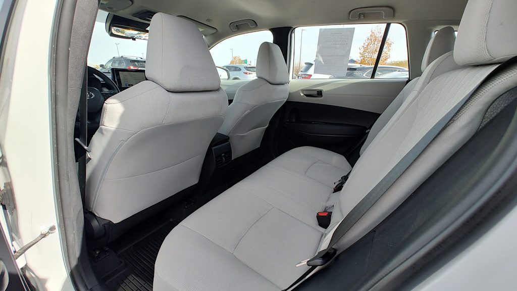 Thumbnail: 2023 Toyota Corolla Cross - 13