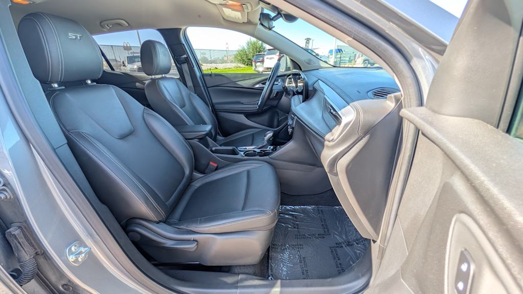 Thumbnail: 2024 Buick Encore GX - 12
