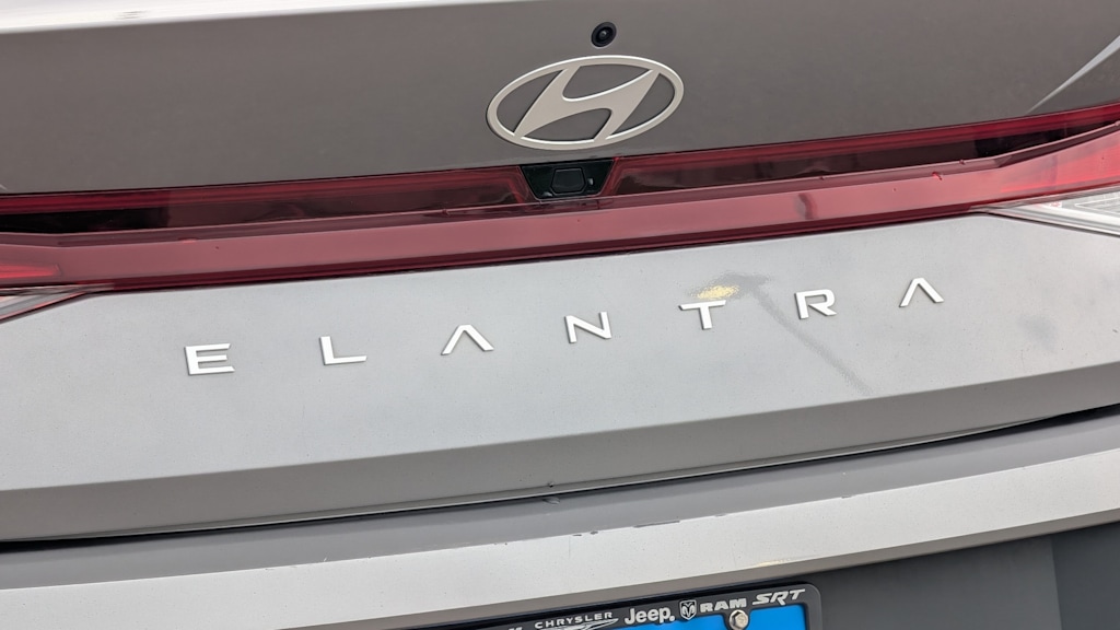 Thumbnail: 2024 Hyundai Elantra - 7
