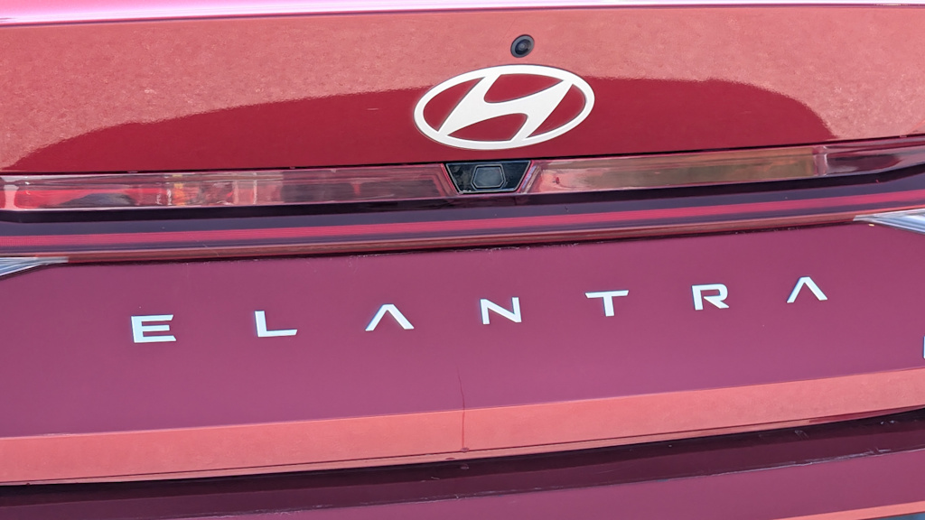 Thumbnail: 2025 Hyundai Elantra - 7