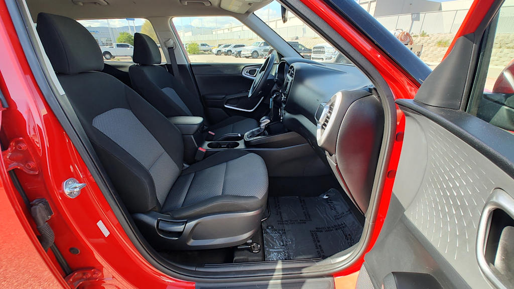 Thumbnail: 2023 Kia Soul - 11